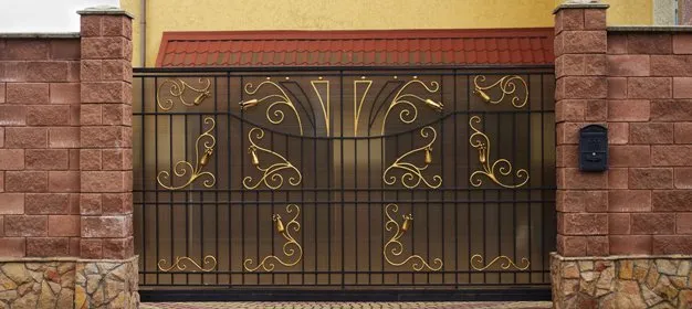 Custom Gate